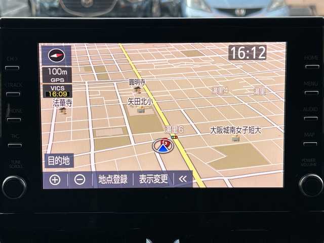 トヨタ カローラ ハイブリット S 大阪府 2020(令2)年 3万km スカーレットメタリック ワンオーナー/OP：シートヒーター/OP：9インチディスプレイオーディオ6スピーカー/　コネクティッドナビ対応/AM/FM/フルセグTV/Bluetooth/DVD/AppleCarPlay/Android Auto/OP：ステアリングヒーター/バックカメラ/Toyota Safety Sense/・プリクラッシュセーフティー/・レーントレーシングアシスト/・レーンデパーチャーアラート/・レーダークルーズコントロール/・オートマチックハイビーム/・インティジェントクリアランスソナー/ブラインドスポットモニター＋パーキングサポートブレーキ/クリアランスソナー＆バックソナー/電子パーキングブレーキ/ブレーキホールド/ステアリングヒーター/前後ドライブレコーダー　（TZ-205W）/ビルドインETC/スマートキー/純正16インチアルミホイール/保証書/取扱説明書