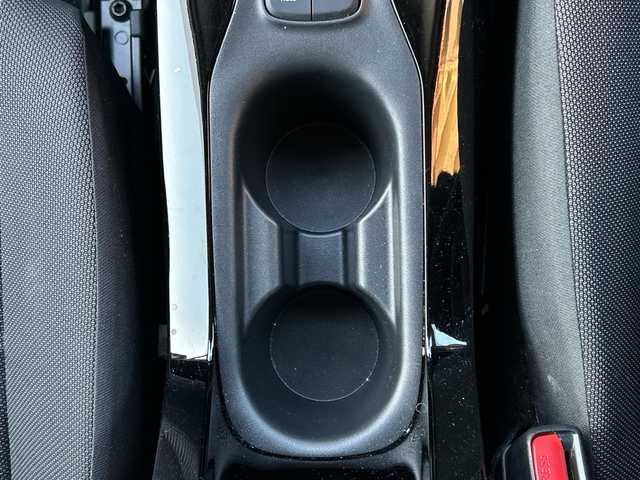 トヨタ カローラ ハイブリット S 大阪府 2020(令2)年 3万km スカーレットメタリック ワンオーナー/OP：シートヒーター/OP：9インチディスプレイオーディオ6スピーカー/　コネクティッドナビ対応/AM/FM/フルセグTV/Bluetooth/DVD/AppleCarPlay/Android Auto/OP：ステアリングヒーター/バックカメラ/Toyota Safety Sense/・プリクラッシュセーフティー/・レーントレーシングアシスト/・レーンデパーチャーアラート/・レーダークルーズコントロール/・オートマチックハイビーム/・インティジェントクリアランスソナー/ブラインドスポットモニター＋パーキングサポートブレーキ/クリアランスソナー＆バックソナー/電子パーキングブレーキ/ブレーキホールド/ステアリングヒーター/前後ドライブレコーダー　（TZ-205W）/ビルドインETC/スマートキー/純正16インチアルミホイール/保証書/取扱説明書