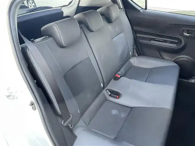 トヨタ アクア G ブラックソフトレザーセレ 愛知県 2014(平26)年 4.5万km ライムホワイトパールクリスタルシャイン (株)IDOMが運営する【じしゃロン豊川店】の自社ローン専用車両になります。こちらは現金またはオートローンご利用時の価格です。自社ローンご希望の方は別途その旨お申付け下さい/ 社外メモリナビ/　◯ CD再生機能/　◯ DVD再生機能/　◯ BT対応/　◯ フルセグTV/ バックカメラ/ ETC/ オートライト/ ドアバイザー/ ウインカーミラー/ プッシュスタート/ フロアマット