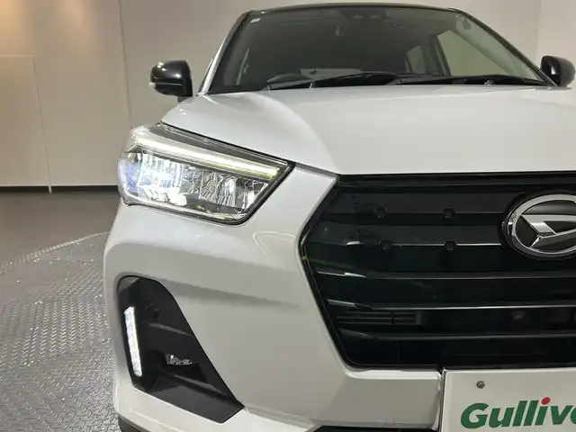 ダイハツ ロッキー G 愛媛県 2019(令1)年 3.1万km ブラックマイカメタリック/シャイニングホワイトパール ・ワンオーナー/・ディスプレイオーディオ/(フルセグ/BT)/・スマートアシスト/　衝突警報機能/　衝突回避支援ブレーキ機能/　ブレーキ制御付誤発進抑制機能/　車線逸脱警報機能/　車線逸脱抑制制御機能/　先行車発進お知らせ機能/　標識認識機能/　全車速追従機能付ACC/　レーンキープコントロール/　オートマチックハイビーム/　アダプティブドライビングビーム/・全方位カメラ/・前後ドライブレコーダー(DRY-TW7500)/・D/N席シートヒーター/・純正17インチアルミホイール/・純正フロアマット/・ステアリングリモコン/・スペアキー/・ビルトインETC/・取扱説明書/・保証書