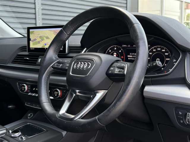 アウディ Ｑ５ 40TDIクワトロ スポーツ 茨城県 2019(令1)年 3.1万km グレイシアホワイトメタリック アシスタンスＰ　/アウディプレセンス　/ＡＣＣ　/レーンアシスト　/サイドアシスト　/３６０度カメラ　/パーキングアシスト　/マトリクスＬＥＤ　/バーチャルＣＰ　/ナビ　/ＴＶ　/ＣａｒＰｌａｙ　/シートヒーター　/メモリー付パワーシート/ＰＷテールゲート/ETC2.0/ルーフレール/禁煙車