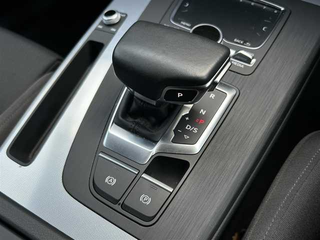 アウディ Ｑ５ 40TDIクワトロ スポーツ 茨城県 2019(令1)年 3.1万km グレイシアホワイトメタリック アシスタンスＰ　/アウディプレセンス　/ＡＣＣ　/レーンアシスト　/サイドアシスト　/３６０度カメラ　/パーキングアシスト　/マトリクスＬＥＤ　/バーチャルＣＰ　/ナビ　/ＴＶ　/ＣａｒＰｌａｙ　/シートヒーター　/メモリー付パワーシート/ＰＷテールゲート/ETC2.0/ルーフレール/禁煙車