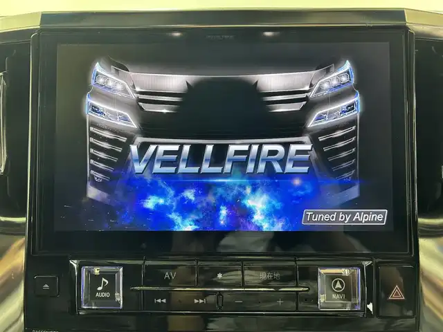 トヨタ ヴェルファイア Z Gエディション 佐賀県 2018(平30)年 8.5万km ホワイトパールクリスタルシャイン 社外アルパイン製11インチナビ【EX１１Z】/【フルセグTV.CD.DVD.Bluetooth】/社外12.8インチフリップダウンモニター/ツインムーンルーフ/デジタルインナールームミラー/衝突被害軽減システム/レーダークルーズコントロール/レーンアシスト/パーキングサポートブレーキ/クリアランスソナー/カーテンエアバッグ/ロードサインアシスト/オートブレーキホールド/オートマチックハイビーム/オートライト/バックカメラ/3眼LEDヘッドライト/前方ドライブレコーダー/両側パワースライドドア/パワーバッグドア/運転席・助手席パワーシート/メモリーシート/運転席・助手席シートヒーター/運転席・助手席エアシート/ビルトインETC/ステアリングヒーター/純正18インチアルミホイール/合皮シート/フォグライト