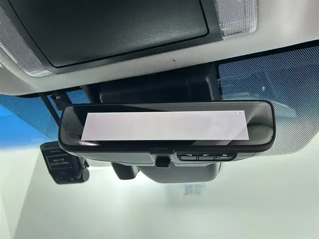 トヨタ ヴェルファイア Z Gエディション 佐賀県 2018(平30)年 8.5万km ホワイトパールクリスタルシャイン 社外アルパイン製11インチナビ【EX１１Z】/【フルセグTV.CD.DVD.Bluetooth】/社外12.8インチフリップダウンモニター/ツインムーンルーフ/デジタルインナールームミラー/衝突被害軽減システム/レーダークルーズコントロール/レーンアシスト/パーキングサポートブレーキ/クリアランスソナー/カーテンエアバッグ/ロードサインアシスト/オートブレーキホールド/オートマチックハイビーム/オートライト/バックカメラ/3眼LEDヘッドライト/前方ドライブレコーダー/両側パワースライドドア/パワーバッグドア/運転席・助手席パワーシート/メモリーシート/運転席・助手席シートヒーター/運転席・助手席エアシート/ビルトインETC/ステアリングヒーター/純正18インチアルミホイール/合皮シート/フォグライト