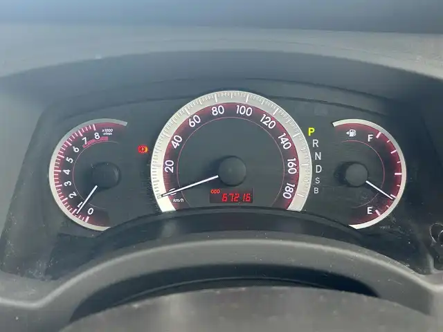 トヨタ アイシス プラタナ Vセレクション 兵庫県 2012(平24)年 6.7万km グレーメタリック 純正ナビ(NHZD-W62G)/(CD/DVD/BT/SD/HDD)/フルセグTV/ETC/バックカメラ/片側パワースライドドア/HIDヘッドライト/オートライト/フォグランプ/ステアリングリモコン/革巻きステアリング/ドアバイザー/スマートキー/純正フロアマット/純正アルミ15インチ
