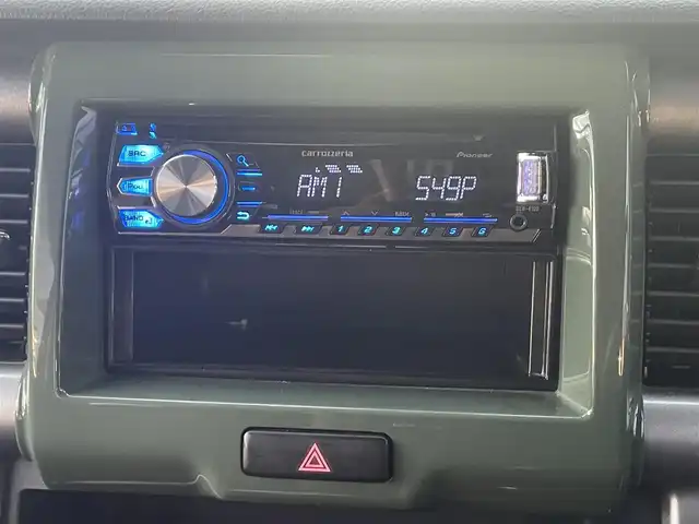 スズキ ハスラー Jスタイル 大阪府 2015(平27)年 7.3万km クールカーキパールメタリック/ホワイト2トーンルーフ (株)IDOMが運営する【じしゃロン東大阪店】の自社ローン専用車両になりますこちらは現金またはオートローンご利用時の価格です。自社ローンご希望の方は別途その旨お申付け下さい/社外CD/シートヒーター/ホワイトルーフ/スマートキー/プッシュスタート/電動ミラー/レーダーブレーキ/オートライト/オートエアコン/取説＆保証書