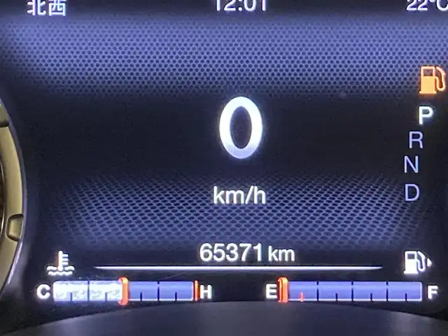 クライスラー・ジープ レネゲード スレートブルー 熊本県 2020(令2)年 6.6万km 青 ・スレートブルー100台限定車/・限定車専用純正19インチAW/・タイヤ空気圧センサー/・前面衝突警報ブレーキ/・レーンセンス/・パークセンス/・ブラインドスポットモニター/・アダプティブヘッドライト/・オートディムハイビーム/・クルーズコントロール(追従式)/・黒革シート/・前席パワーシート/・前席シートヒーター/・ハンドルヒーター/・純正メモリナビ/【Bluetooth・USB・AUX】/・フルセグTV/・バックカメラ/・ETC/・LEDヘッドランプ/・LEDフォグランプ/・オートワイパー/・プッシュスタート/・スマートキー/・純正マット