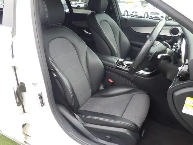 メルセデス・ベンツ Ｃ１８０ ステーションワゴンアバンギャルド 千葉県 2015(平27)年 4.5万km ポーラホワイト PRE-SAFEブレーキ/レーンキープアシスト/ブラインドスポットアシスト/アテンションアシスト/ディストロニック/パワーバックドア/ハーフレザーシート/運転席パワーシート/前席シートヒーター/純正HDDナビ/地デジTV/【DVD/CD再生機能　Bluetooth接続】/ドライブレコーダー（DRY-AS350GS）/革巻きステアリング/ステアリングスイッチ/パドルシフト/ETC（2.0）/LEDヘッドライト/フォグライト/ウインカーミラー/パークトロニック/純正17インチアルミホイル/サイド/カーテンエアバッグ/キーレスゴー