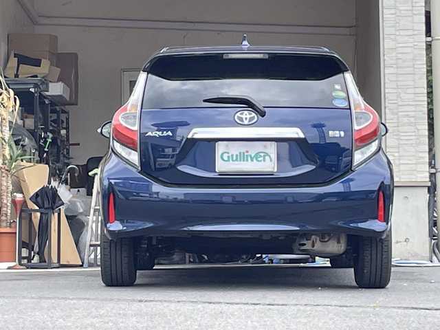 トヨタ アクア S スタイルブラック 大分県 2018(平30)年 2.5万km ダークブルーマイカ 純正ビルトインETC/オートライト/オートマチックハイビーム/レーンキープアシスト/衝突被害軽減ブレーキ/バックカメラ