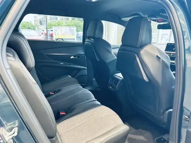 プジョー ５００８ GTライン ブルーHDi 大阪府 2020(令2)年 2.1万km エメラルドクリスタル ACC/純正ディスプレイオーディオ /applecarplay/バック・サイドカメラ/純正18インチAW/LEDヘッドライト/電動リアゲート/ブラインドスポット/ハーフ革/Dメモリパワーシート/シートヒーター/ルーフレール/パドルシフト/ワイヤレス充電/ドライバースポーツパック/ETC/ドラレコ