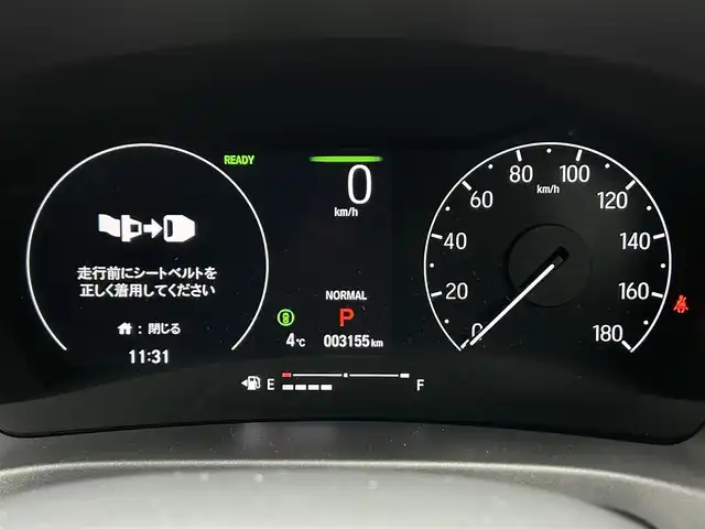 ホンダ ヴェゼル ハイブリッド e:HEV X 道央・札幌 2025(令7)年 0.4万km プレミアムサンライトホワイトパール ・ワンオーナー/・寒冷地仕様/・４WD/・ギャザーズ８型ディスプレイオーディオ/　AppleCarplay/AndroidAuto/USB/BT/・ステアリングスイッチ/・バックカメラ/・積込　冬ゴム 215/60R16 （新品）/・ホンダセンシング/　CMBS/LKAS/PKSB/ACC/　標識認識/先行車発進告知/ソナー前後/・アイドリングストップ/・ダウンヒルアシストコントロール/・横滑り防止装置/・ABS/・ブレーキホールド/・パドルシフト/・DRIVE MODE/・オートマチックハイビーム/・オートライト/・ヘッドランプレベライザー/・LEDヘッドライト/・LEDフォグランプ/・ドアミラーウィンカー/・ミラーヒーター/・プッシュスタート/・スマートキー/・スペアキー/・社外ダッシュボードマット/・取/保/冬ワイパー積込/純正グリル積込