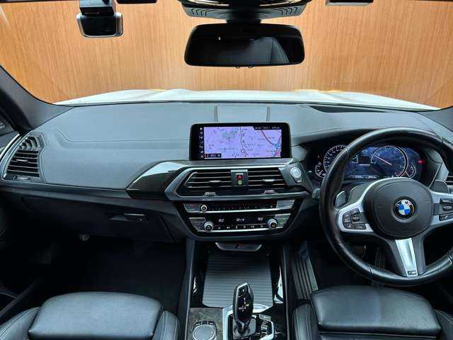 ＢＭＷ Ｘ３ M40d 千葉県 2018(平30)年 5.2万km アルピンホワイトⅢ セレクトＰＫＧ　/ハイラインＰＫＧ　/パノラマＳＲ　/ナビ　/３６０°カメラ　/ＡＣＣ　/ＨＵＤ　/ＢＳＭ　/黒革　/シートヒーター　/パワーシート　/ＬＥＤヘッドライト　/オートライト　/ドライブレコーダー　/電動リアゲート