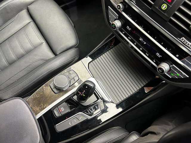 ＢＭＷ Ｘ３ M40d 千葉県 2018(平30)年 5.2万km アルピンホワイトⅢ セレクトＰＫＧ　/ハイラインＰＫＧ　/パノラマＳＲ　/ナビ　/３６０°カメラ　/ＡＣＣ　/ＨＵＤ　/ＢＳＭ　/黒革　/シートヒーター　/パワーシート　/ＬＥＤヘッドライト　/オートライト　/ドライブレコーダー　/電動リアゲート