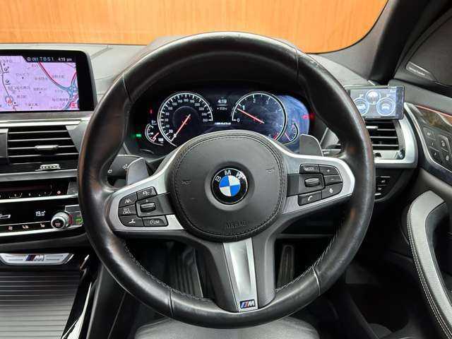 ＢＭＷ Ｘ３ M40d 千葉県 2018(平30)年 5.2万km アルピンホワイトⅢ セレクトＰＫＧ　/ハイラインＰＫＧ　/パノラマＳＲ　/ナビ　/３６０°カメラ　/ＡＣＣ　/ＨＵＤ　/ＢＳＭ　/黒革　/シートヒーター　/パワーシート　/ＬＥＤヘッドライト　/オートライト　/ドライブレコーダー　/電動リアゲート