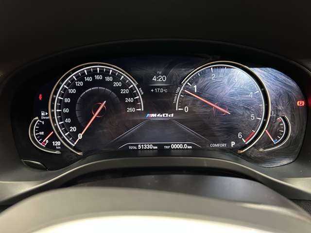 ＢＭＷ Ｘ３ M40d 千葉県 2018(平30)年 5.2万km アルピンホワイトⅢ セレクトＰＫＧ　/ハイラインＰＫＧ　/パノラマＳＲ　/ナビ　/３６０°カメラ　/ＡＣＣ　/ＨＵＤ　/ＢＳＭ　/黒革　/シートヒーター　/パワーシート　/ＬＥＤヘッドライト　/オートライト　/ドライブレコーダー　/電動リアゲート