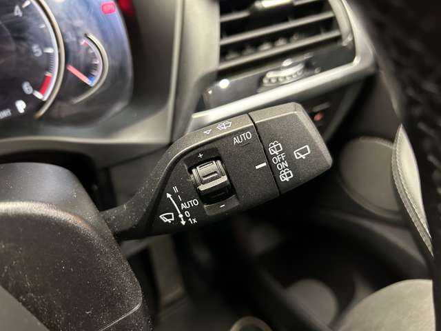 ＢＭＷ Ｘ３ M40d 千葉県 2018(平30)年 5.2万km アルピンホワイトⅢ セレクトＰＫＧ　/ハイラインＰＫＧ　/パノラマＳＲ　/ナビ　/３６０°カメラ　/ＡＣＣ　/ＨＵＤ　/ＢＳＭ　/黒革　/シートヒーター　/パワーシート　/ＬＥＤヘッドライト　/オートライト　/ドライブレコーダー　/電動リアゲート