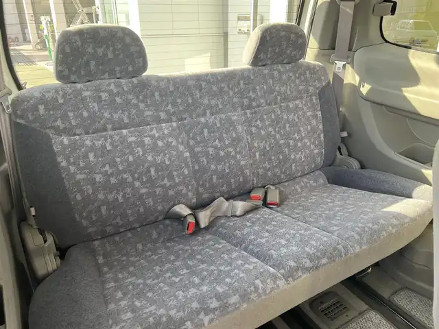 日産 セレナ J Vパック 山口県 2001(平13)年 10.8万km ホワイトパール 純正フロアマット/純正ドアバイザー/純正フォグランプ/純正15インチアルミ/純正リアスポイラー/社外CDデッキ/電動格納ドアミラー/電動コーナーポール/スライドオートクロージャー/ETC/スペアキー(2本)