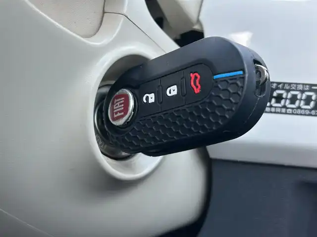 フィアット ５００Ｓ ツインエア 岡山県 2014(平26)年 7.2万km ボサノバホワイト 登録時走行距離72016km/ラジオカセット/(AM/FM)/パワーウィンドウ/パワーステアリング/USB入力端子/リモコンキー/純正１５インチアルミホイール/MT付きAT/保証書/取扱説明書/記録簿/キセノンヘッドライト