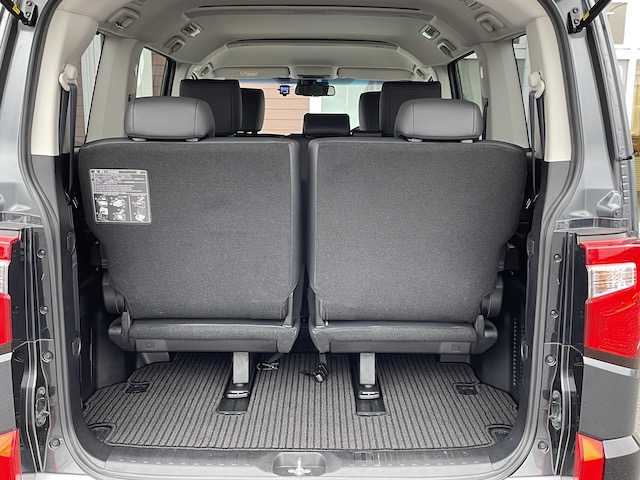 三菱 デリカＤ：５ ジャスパー 岩手県 2022(令4)年 2.4万km グラファイトグレーメタリック/ブラックマイカ AIS検査済み/【2410013884】/電子パーキングブレーキ/オートブレーキホールド/両側パワスラ/レーダークルーズコントロール/マッドフラップ/バックカメラ/アルパインナビ/ETC/ドラレコ/全方位カメラ/バックカメラ/16インチAW　ナイトロパワー　H6スラッグ（社外）/MADLYS　ヘッドライトプロテクター（社外）/エンジンフードエンブレム/ブルバー（社外）/ルーフラック（社外）