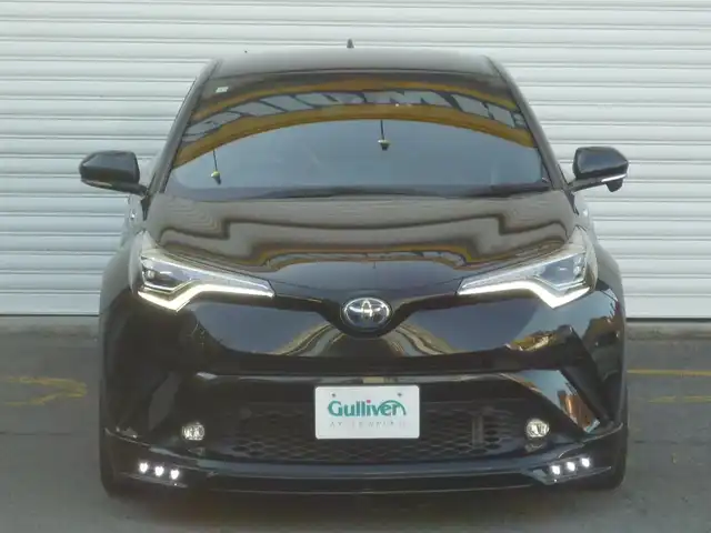 トヨタ Ｃ－ＨＲ G モード ネロ 和歌山県 2019(平31)年 8万km ブラックマイカ 純正SDナビ(NSZT-Y68T)/　AM/FM/CD/DVD/TV/BT/社外エアロパーツ(M’Zスピード)/社外マフラー(M’Zスピード)/TEIN車高調/キャリパーカバー/ToyotaSafetySense/   衝突軽減ブレーキ/　レーンキープアシスト/   ブラインドスポットモニター/　レーダークルーズコントロール/   クリアランスソナー等/横滑り防止装置/ビルトインETC/オートライト/オートマチックハイビーム/ステアリングスイッチ/革巻きステアリング/シートヒーター(D+N席)/プッシュスタート/取扱説明書/保証書