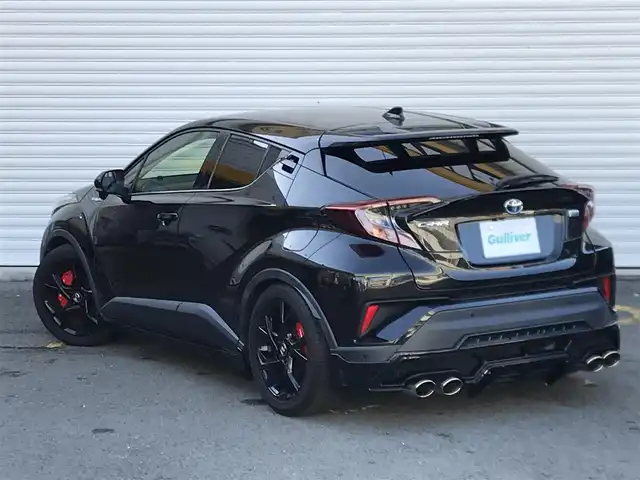 トヨタ Ｃ－ＨＲ G モード ネロ 和歌山県 2019(平31)年 8.1万km ブラックマイカ 純正SDナビ(NSZT-Y68T)/　AM/FM/CD/DVD/TV/BT/社外エアロパーツ(M’Zスピード)/社外マフラー(M’Zスピード)/TEIN車高調/キャリパーカバー/ToyotaSafetySense/   衝突軽減ブレーキ/　レーンキープアシスト/   ブラインドスポットモニター/　レーダークルーズコントロール/   クリアランスソナー等/横滑り防止装置/ビルトインETC/オートライト/オートマチックハイビーム/ステアリングスイッチ/革巻きステアリング/シートヒーター(D+N席)/プッシュスタート/取扱説明書/保証書