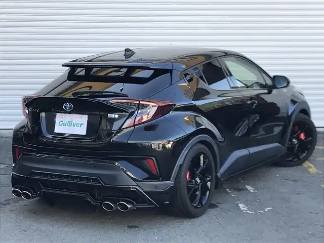 トヨタ Ｃ－ＨＲ G モード ネロ 和歌山県 2019(平31)年 8.1万km ブラックマイカ 純正SDナビ(NSZT-Y68T)/　AM/FM/CD/DVD/TV/BT/社外エアロパーツ(M’Zスピード)/社外マフラー(M’Zスピード)/TEIN車高調/キャリパーカバー/ToyotaSafetySense/   衝突軽減ブレーキ/　レーンキープアシスト/   ブラインドスポットモニター/　レーダークルーズコントロール/   クリアランスソナー等/横滑り防止装置/ビルトインETC/オートライト/オートマチックハイビーム/ステアリングスイッチ/革巻きステアリング/シートヒーター(D+N席)/プッシュスタート/取扱説明書/保証書