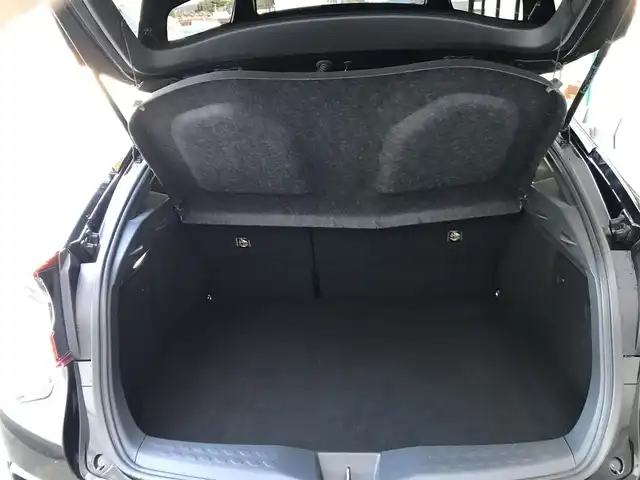 トヨタ Ｃ－ＨＲ G モード ネロ 和歌山県 2019(平31)年 8.1万km ブラックマイカ 純正SDナビ(NSZT-Y68T)/　AM/FM/CD/DVD/TV/BT/社外エアロパーツ(M’Zスピード)/社外マフラー(M’Zスピード)/TEIN車高調/キャリパーカバー/ToyotaSafetySense/   衝突軽減ブレーキ/　レーンキープアシスト/   ブラインドスポットモニター/　レーダークルーズコントロール/   クリアランスソナー等/横滑り防止装置/ビルトインETC/オートライト/オートマチックハイビーム/ステアリングスイッチ/革巻きステアリング/シートヒーター(D+N席)/プッシュスタート/取扱説明書/保証書