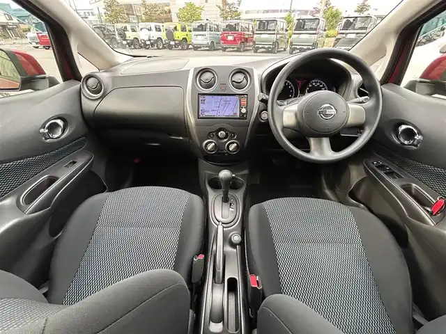 日産 ノート X 福島県 2012(平24)年 3万km ラディアントレッド ワンオーナー/純正メモリナビ/　【CD/ワンセグTV/AUX】/バックカメラ/ETC/ハロゲンライト/ヘッドライトレベライザー/スマートキー/プッシュスタート/アイドリングストップ/ドアバイザー/フロアマット/リアプライバシーガラス/スペアキー×1