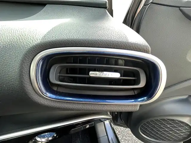 トヨタ プリウス Sツーリングセレクション 福岡県 2020(令2)年 8.8万km グレーメタリック ・純正ナビ 9インチ/（BLUETOOTH/フルセグ/バックカメラ/・ETC/・ドライブレコーダー/・トヨタセーフティセンス/・クルーズコントロール/・レーンディパーチャーアラート/・パーキングサポートブレーキ/・レーンキープアシスト/・コーナーセンサー/・レザーシート/・シートヒーター/・クリアランスソナー/・エアロパーツ/・アルミホイール/・プッシュスタート/・電動格納ミラー/・取扱説明書