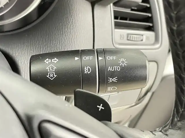 マツダ ＣＸ－５ XD 千葉県 2012(平24)年 6.7万km クリスタルホワイトパールマイカ 禁煙車/衝突軽減ブレーキ/社外ナビ（AVIC-VH09）/フルセグTV/Bluetooth接続/バックカメラ/クルーズコントロール/横滑り防止機能/ETC/パドルシフト/ステアリングスイッチ/オートライト/純正19インチアルミホイール/純正フロアマット/スマートキー/プッシュスタート/スペアキー