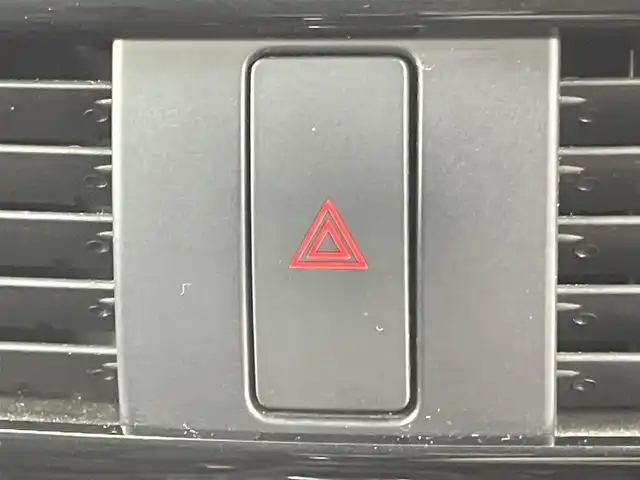 マツダ ＣＸ－５ XD 千葉県 2012(平24)年 6.7万km クリスタルホワイトパールマイカ 禁煙車/衝突軽減ブレーキ/社外ナビ（AVIC-VH09）/フルセグTV/Bluetooth接続/バックカメラ/クルーズコントロール/横滑り防止機能/ETC/パドルシフト/ステアリングスイッチ/オートライト/純正19インチアルミホイール/純正フロアマット/スマートキー/プッシュスタート/スペアキー
