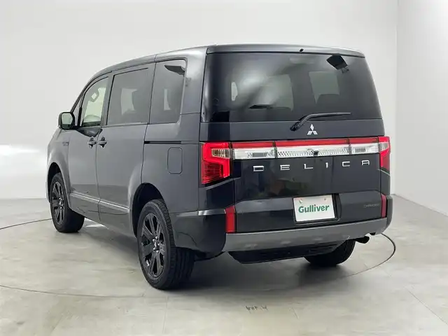 三菱 デリカＤ：５ シャモニー 愛知県 2025(令7)年 0.1千km グレーⅡ 登録済み未使用車/CHAMONIX (8人)/4WD/全方位カメラ装着車両/バックカメラ/レーダークルーズコントロール/両側パワースライドドア/パワーバックドア/ステアリングヒーター/パワーシート/革巻きステアリング/ステアリングリモコン/パドルシフト/電動パーキングシステム/シートヒーター/BSM