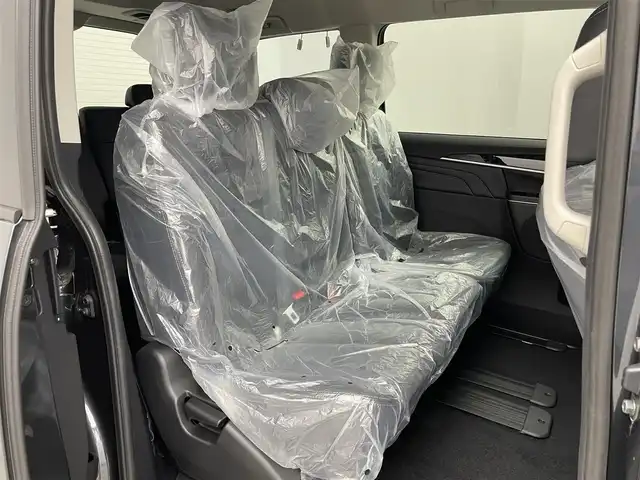 三菱 デリカＤ：５ シャモニー 愛知県 2025(令7)年 0.1千km グレーⅡ 登録済み未使用車/CHAMONIX (8人)/4WD/全方位カメラ装着車両/バックカメラ/レーダークルーズコントロール/両側パワースライドドア/パワーバックドア/ステアリングヒーター/パワーシート/革巻きステアリング/ステアリングリモコン/パドルシフト/電動パーキングシステム/シートヒーター/BSM