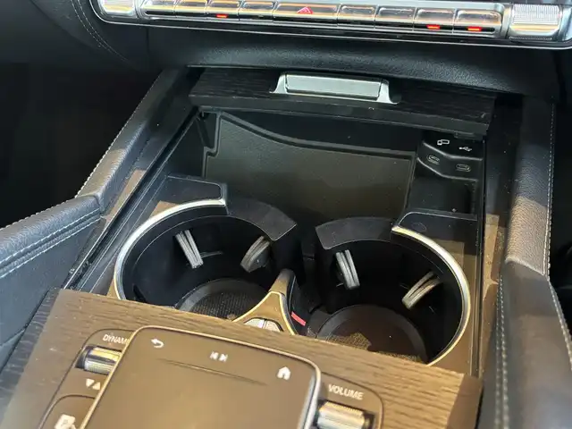 メルセデス・ベンツ ＧＬＥ４００ｄ 4MATIC スポーツ 宮城県 2022(令4)年 2.7万km セレナイトグレー レザーエクスクルーシブパッケージ/レーダーセーフティパッケージ/パノラミックスライディングルーフ　/ヘッドアップディスプレイ　/Burmesterサウンドシステム　/純正ナビゲーションシステム/AppleCarPlay/フルセグＴＶ/全方位カメラ/ブラックレザーシート/エアシート/シートヒーター/エアサスペンション　/ＬＥＤヘッドライト　/純正２０インチＡＷ　/前後ドライブレコーダー/ワンオーナー