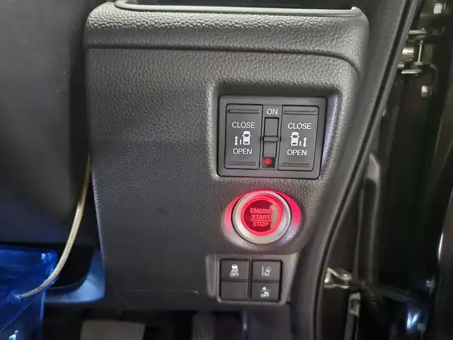 ホンダ Ｎ ＢＯＸ カスタム G L ターボ ホンダセンシング 福岡県 2020(令2)年 3.9万km プレミアムグラマラスブロンズP ワンオーナー/純正ナビ(Bluetooth/CD/DVD)/フルセグTV/両側パワースライドドア/バックカメラ/ビルトインETC/アダプティブクルーズコントロール/ソナーセンサー/ホンダセンシング/・衝突軽減ブレーキ/・誤発進抑制機能(前後)/・歩行者事故低減ステアリング/・先行車発進お知らせ機能/・車線維持支援システム/・オートハイビーム/・標識認識機能/ターボ/LEDヘッドランプ/本革巻きステアリング/パドルシフト/合皮/トリコットコンビシート/前席シートヒーター/純正15インチアルミホイール/スマートキーシステム/禁煙車