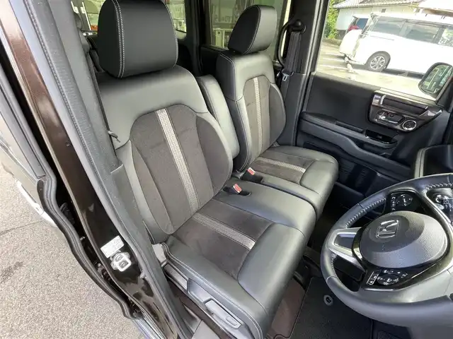 ホンダ Ｎ ＢＯＸ カスタム G L ターボ ホンダセンシング 愛媛県 2020(令2)年 3.9万km プレミアムグラマラスブロンズP 純正ナビ(Bluetooth/CD/DVD)/フルセグTV/両側パワースライドドア/バックカメラ/ビルトインETC/アダプティブクルーズコントロール/ソナーセンサー/ホンダセンシング/オートハイビーム/ターボ/LEDヘッドランプ/本革巻きステアリング/パドルシフト/合皮/トリコットコンビシート/前席シートヒーター/純正15インチアルミホイール/スマートキーシステム/禁煙車/チップアップ/ISOFIX/ドアバイザー/ステアリングリモコン