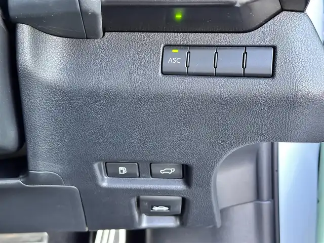 レクサス ＵＸ 250h Fスポーツ 宮城県 2020(令2)年 4.7万km ホワイトノーヴァガラスフレーク 3眼LEDヘッドランプ/・角型3眼LEDヘッドランプ/・アダプティブハイビームシステム/・ヘッドランプクリーナー/ブラインドスポットモニター/パーキングサポートブレーキ（後方接近車両）/＝＝＝/エイムゲインエアロ（F/S/R）/セーフティシステムプラス/・プリクラッシュセーフティ/・レーントレーシングアシスト/・レーダークルーズコントロール/・先行車発進告知機能/・ロードサインアシスト/パーキングサポートブレーキ（静止物）/純正ナビ/・CD/DVD/・Bluetooth/・フルセグTV/バックカメラ/ビルトインETC2.0/ドライブレコーダー/ハンズフリーパワーバックドア/L_tex（合皮）シート/シートヒーター/ステアリングヒーター/パワーシート（運転席メモリー機能付）/革巻きステアリング/ステアリングスイッチ/パドルシフト/電動パーキングブレーキ/ブレーキホールド/スマートキー＆プッシュスタート/電動格納ミラー/純正18インチAW/純正フロアマット/トノカバー/W/サイド/カーテン/ニーエアバッグ