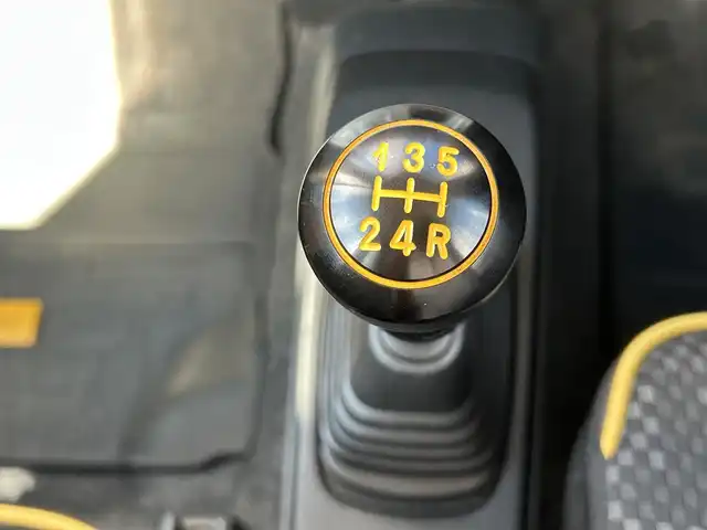 スズキ ハスラー G 愛知県 2017(平29)年 6.4万km アクティブイエロー/ブラック2トーンルーフ 社外メモリーナビ/・CD/DVD/・Bluetooth/・SD音楽録音/・フルセグテレビ/バックカメラ/運転席シートヒーター/アイドリングストップ/ヘッドライトレベライザー/前後ドライブレコーダー/オートライト/ビルトインETC