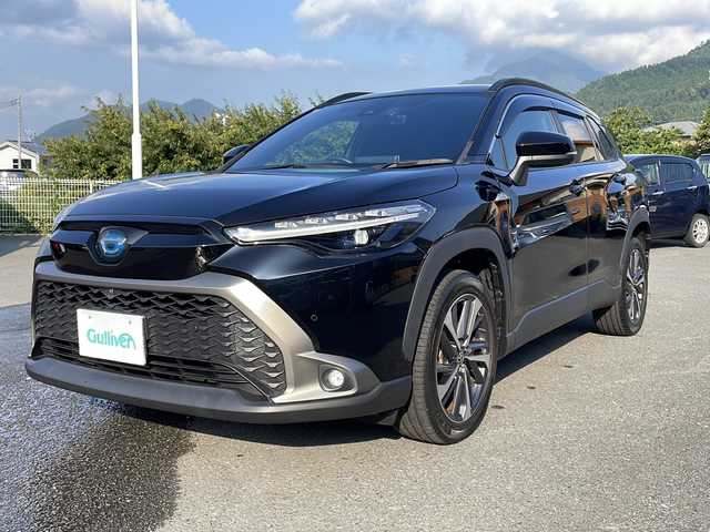 トヨタ カローラ クロス ハイブリッド Z 山梨県 2021(令3)年 4.2万km アティチュードブラックマイカ ４WD /純正ディスプレイオーディオ　/全方位カメラ　/純正ビルトインＥＴＣ　/フルセグＴＶ　/Ｂｌｕｅｔｏｏｔｈ／ＵＳＢ　/電動リアゲート　/運転席パワーシート　/運転席／助手席シートヒーター　/ルーフレール　/オートライト