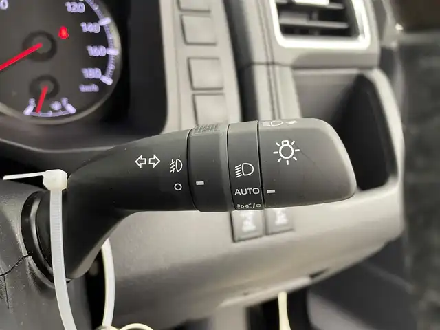 トヨタ グランエース プレミアム 宮城県 2024(令6)年 0.4万km ブラック 純正DAナビ　/純正12型後席モニター　/パノラミックビューモニター　/デジタルインナーミラー　/ＨＤＭＩ入力端子　/両側パワースライドドア　/ＢＳＭ　/アダプティブクルーズコントロール　/セーフティセンス　/クリアランスソナー　/ＥＴＣ２．０　/フルセグTV/純正17インチAW/LEDヘッドランプ/フォグランプ/バックドアイージークローザー/禁煙車