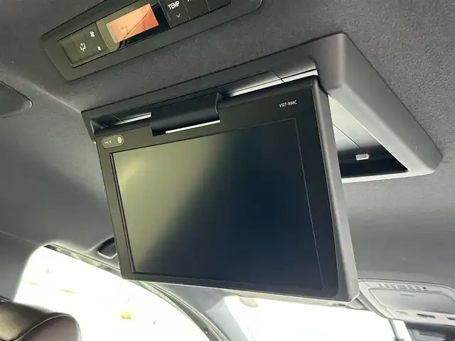 トヨタ エスクァイア Gi プレミアムパッケージ 福岡県 2017(平29)年 4.9万km ブラック 純正9型SDナビ(フルセグTV/CD/DVD/BT)バックカメラトヨタセーフティフリップダウンモニター両側パワスラクルコンドラレコETCシートヒーターハンドルヒーターUSB純正フロアマット純正LED純正アルミホイールプッシュスタートスマートキー