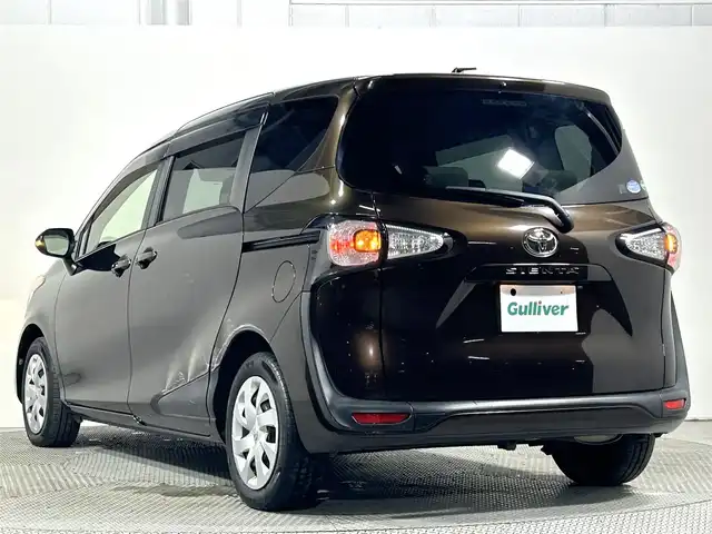 トヨタ シエンタ X 大阪府 2016(平28)年 6.1万km ヴィンテージブラウンパールクリスタルシャイン 純正ナビ　フルセグＴＶ　ＣＤ再生　Ｂｌｕｅｔｏｏｔｈ接続　バックカメラ　片側パワスラ　ビルトインＥＴＣ　ハロゲンライト　アイドリングストップ　盗難防止システム　キーレスエントリー　電動ミラー　禁煙車