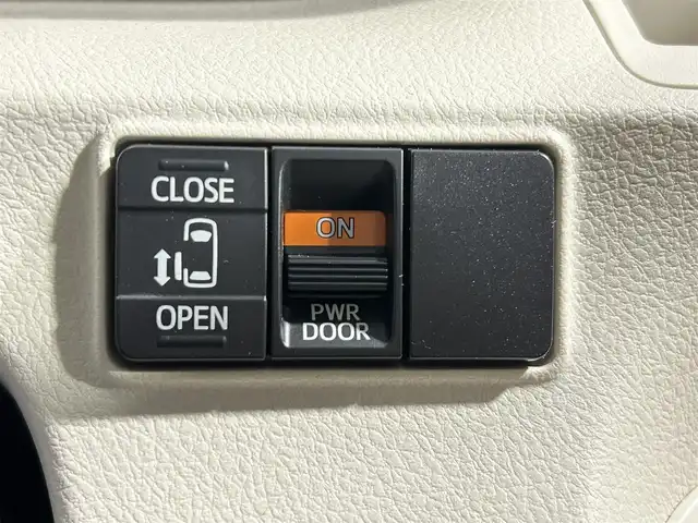 トヨタ シエンタ X 大阪府 2016(平28)年 6.1万km ヴィンテージブラウンパールクリスタルシャイン 純正ナビ　フルセグＴＶ　ＣＤ再生　Ｂｌｕｅｔｏｏｔｈ接続　バックカメラ　片側パワスラ　ビルトインＥＴＣ　ハロゲンライト　アイドリングストップ　盗難防止システム　キーレスエントリー　電動ミラー　禁煙車