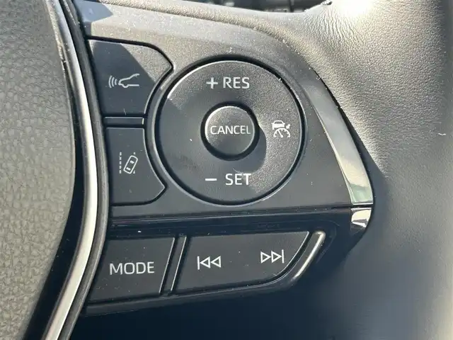 トヨタ クラウン ハイブリッド RS アドバンス 和歌山県 2018(平30)年 7.8万km ホワイトパールクリスタルシャイン 純正コネクトナビ/フルセグTV/(AM/FM/CD/DVD/USB/Bluetooth)/バックカメラ/プリクラッシュセーフティ/レーダークルコン/ブラインドスポットモニター/レーンキープアシスト/クリアランスソナー/ヘッドアップディスプレイ/パーキングサポート/ドラレコ/デジタルインナーミラー/ビルトインETC/エアーベンチレーション/ポジションメモリー/パワーシート/LEDヘッドライト/オートライト/オートマチックハイビーム/純正AW/プッシュスタート/スマートキー/純正マット