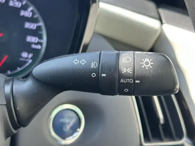 トヨタ クラウン ハイブリッド RS アドバンス 和歌山県 2018(平30)年 7.8万km ホワイトパールクリスタルシャイン 純正コネクトナビ/フルセグTV/(AM/FM/CD/DVD/USB/Bluetooth)/バックカメラ/プリクラッシュセーフティ/レーダークルコン/ブラインドスポットモニター/レーンキープアシスト/クリアランスソナー/ヘッドアップディスプレイ/パーキングサポート/ドラレコ/デジタルインナーミラー/ビルトインETC/エアーベンチレーション/ポジションメモリー/パワーシート/LEDヘッドライト/オートライト/オートマチックハイビーム/純正AW/プッシュスタート/スマートキー/純正マット