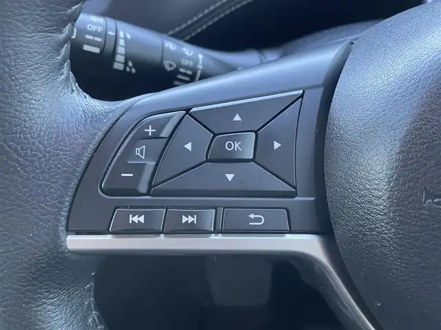 日産 セレナ ハイウェイスター プロパイロットED 静岡県 2016(平28)年 6.3万km マルーンレッド 2トーン 純正ナビ/純正フリップダウンモニター/・フルセグTV/・Bluetooth接続/・DVD再生/プロパイロット/エマージェンシーブレーキ/両側パワースライドドア/プッシュスタート/スマートキー/電動パーキングブレーキ/オートブレーキホールド/バックカメラ/ビルトインＥＴＣ/ＬＥＤオートライト