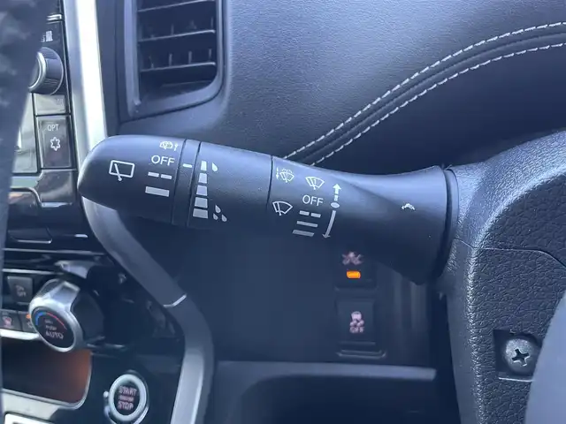 日産 セレナ ハイウェイスター プロパイロットED 静岡県 2016(平28)年 6.3万km マルーンレッド 2トーン 純正ナビ/純正フリップダウンモニター/・フルセグTV/・Bluetooth接続/・DVD再生/プロパイロット/エマージェンシーブレーキ/両側パワースライドドア/プッシュスタート/スマートキー/電動パーキングブレーキ/オートブレーキホールド/バックカメラ/ビルトインＥＴＣ/ＬＥＤオートライト