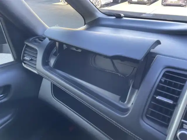 日産 セレナ ハイウェイスター プロパイロットED 静岡県 2016(平28)年 6.3万km マルーンレッド 2トーン 純正ナビ/純正フリップダウンモニター/・フルセグTV/・Bluetooth接続/・DVD再生/プロパイロット/エマージェンシーブレーキ/両側パワースライドドア/プッシュスタート/スマートキー/電動パーキングブレーキ/オートブレーキホールド/バックカメラ/ビルトインＥＴＣ/ＬＥＤオートライト