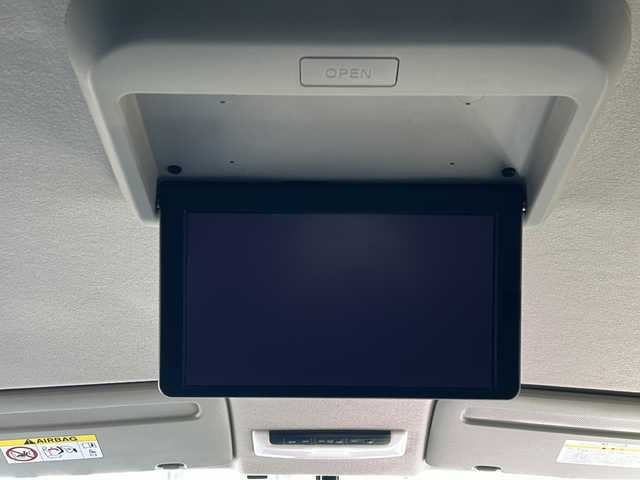 日産 セレナ 岐阜県 2020(令2)年 6.4万km ダイヤモンドブラック 登録時走行距離63984km/フリップダウンモニター/純正１０型ナビ/全方位カメラ/ステアリングヒーター/デジタルインナーミラー/シートヒーター/バックカメラ/プロパイロット/クルーズコントロール/両側パワースライドドア/禁煙車/純正アルミホイール/社外フロアマット/プッシュスタート/スマートキー/スペアキー/LEDヘッドライト/オートライト/フロントフォグランプ/アイドリングストップ