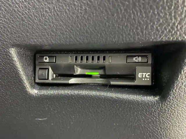 トヨタ シエンタ ハイブリッド ファンベースG 宮城県 2019(平31)年 1.8万km ブラックマイカ/センシュアルレッドマイカ 純正ナビ/全周囲カメラ　/両側電動スライドドア/シートヒーター/クルーズコントロール/クリアランスソナー/トヨタセーフティセンス/ＬＥＤヘッドランプ/フォグランプ/スマートキー/プッシュスタート/ビルトインETC/前後ドライブレコーダー/フルセグTV/Bluetooth/CD/DVD/革巻ステアリング/ルーフブラック/純正15インチアルミ/禁煙車